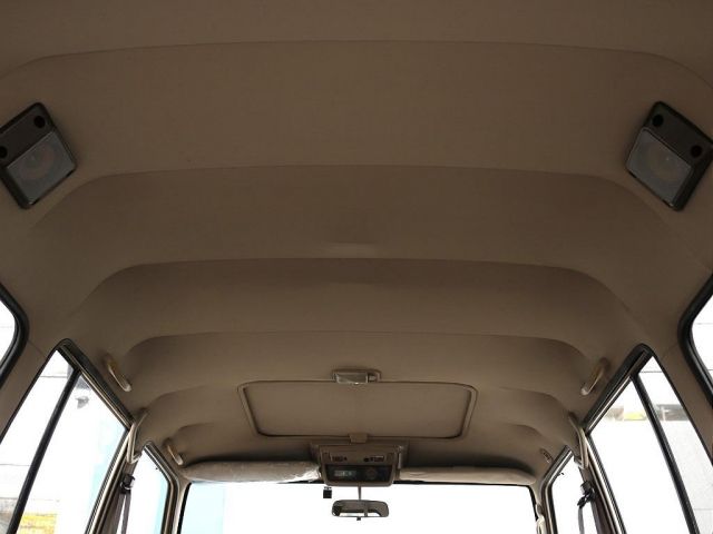 TOYOTA LANDCRUISER VAN 1989 Image 31
