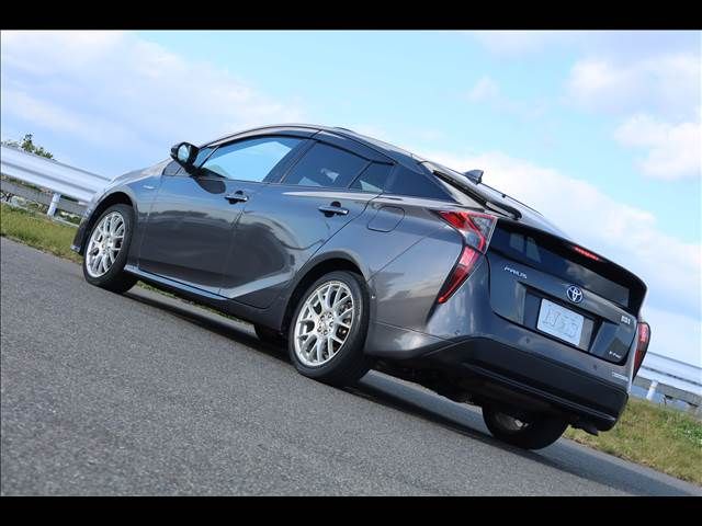 TOYOTA PRIUS 4WD 2016 Image 31