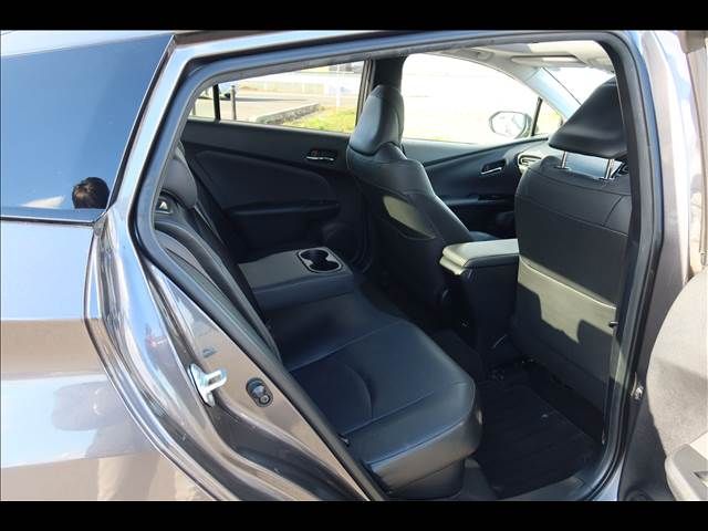 TOYOTA PRIUS 4WD 2016 Image 31