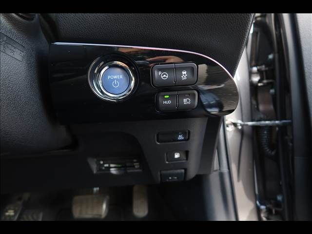 TOYOTA PRIUS 4WD 2016 Image 31