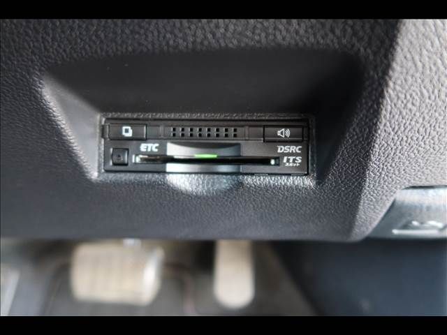 TOYOTA PRIUS 4WD 2016 Image 31