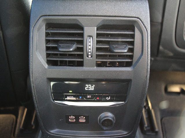 BMW 3SERIES SEDAN 2019 Image 31