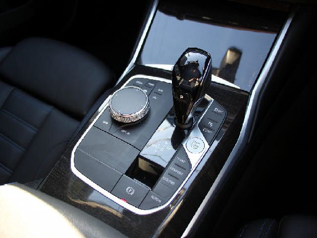 BMW 3SERIES SEDAN 2019 Image 31