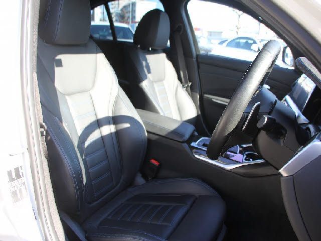 BMW 3SERIES SEDAN 2019 Image 31