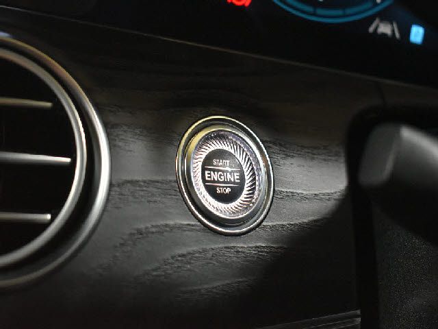 MERCEDES BENZ E CLAS 2021 Image 31