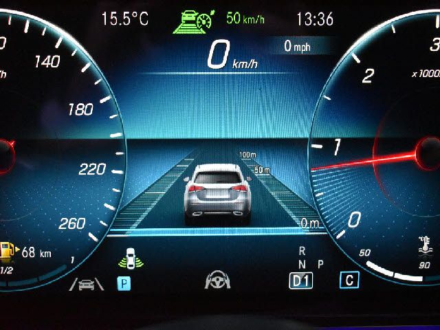 MERCEDES BENZ E CLAS 2021 Image 31