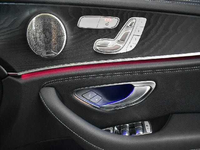 MERCEDES BENZ E CLAS 2021 Image 31