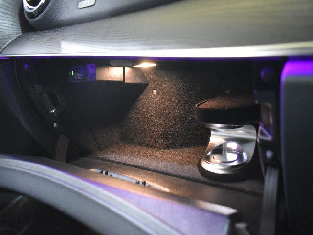 MERCEDES BENZ E CLAS 2021 Image 31