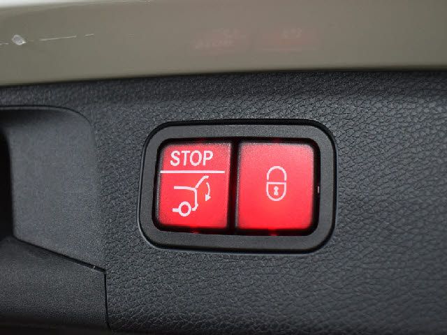 MERCEDES BENZ E CLAS 2021 Image 31