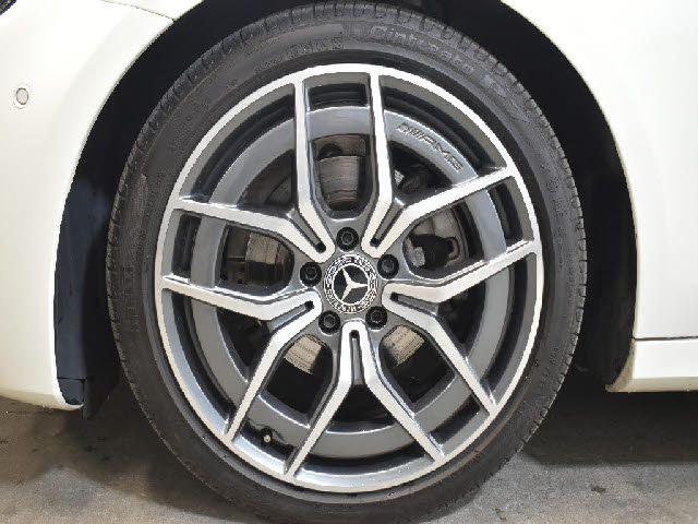 MERCEDES BENZ E CLAS 2021 Image 31