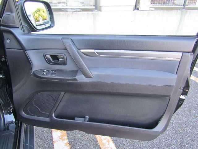 MITSUBISHI PAJERO WAGON 2010 Image 31