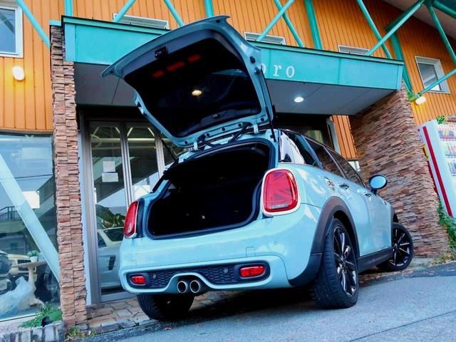 BMW MINI COOPER S 5DOOR 2019 Image 31