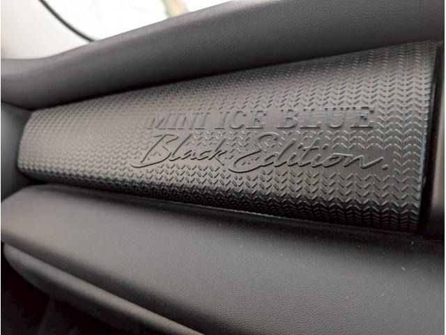 BMW MINI COOPER S 5DOOR 2019 Image 31