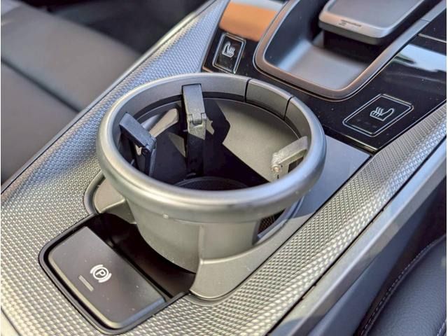 PORSCHE 911 2019 Image 31