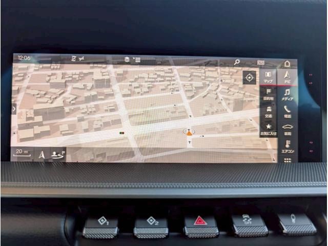 PORSCHE 911 2019 Image 31