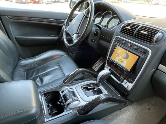 PORSCHE CAYENNE 2005 Image 31