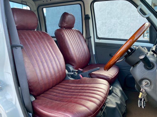 DAIHATSU HIJET DECKVAN 2014 Image 31