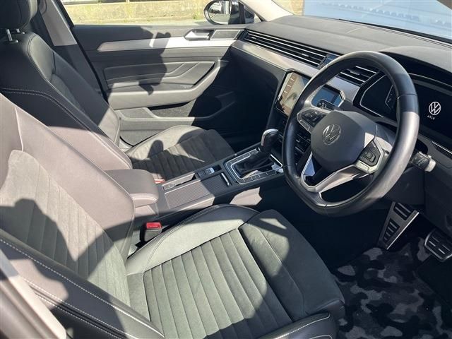 VOLKSWAGEN PASSAT VA 2022 Image 31