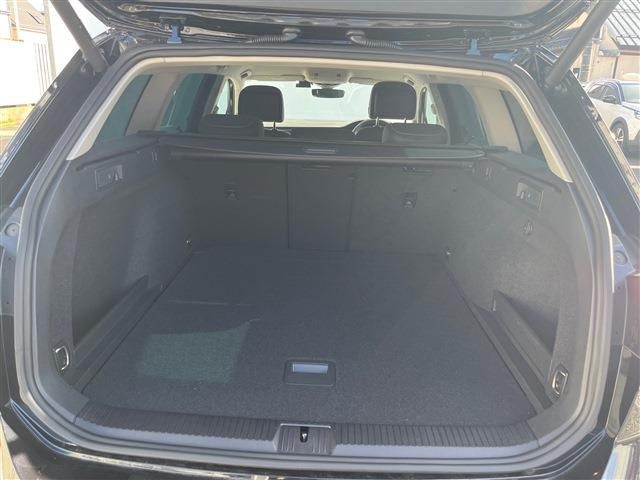 VOLKSWAGEN PASSAT VA 2022 Image 31