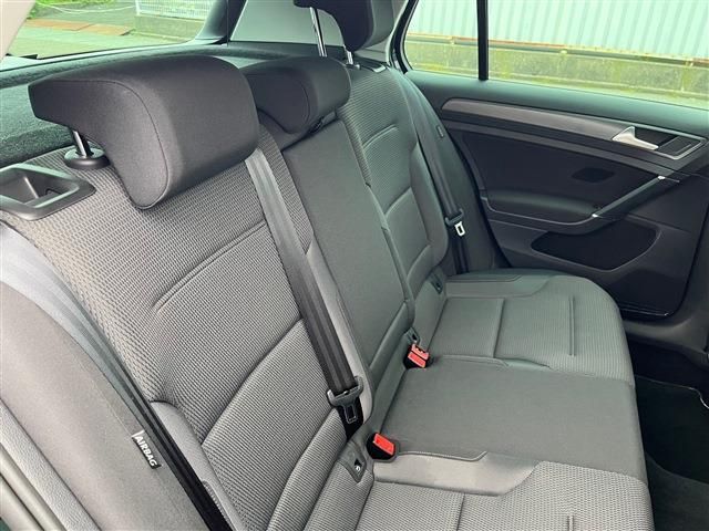 VOLKSWAGEN GOLF 2019 Image 31