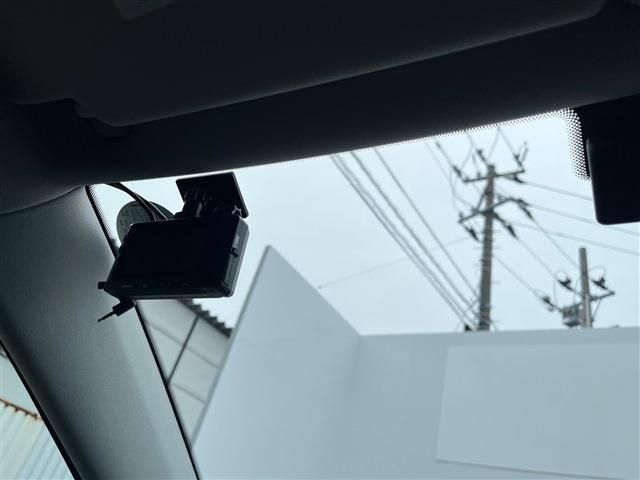 VOLKSWAGEN GOLF 2019 Image 31