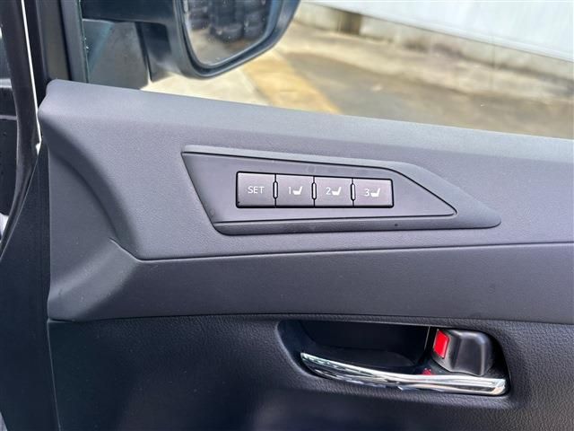 TOYOTA ALPHARD 2023 Image 31