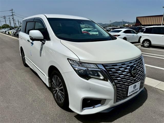 NISSAN ELGRAND 2021 Image 31