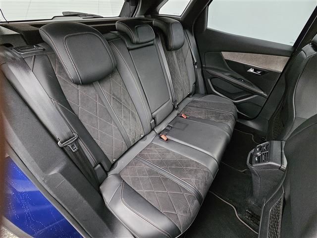PEUGEOT 3008 2018 Image 31