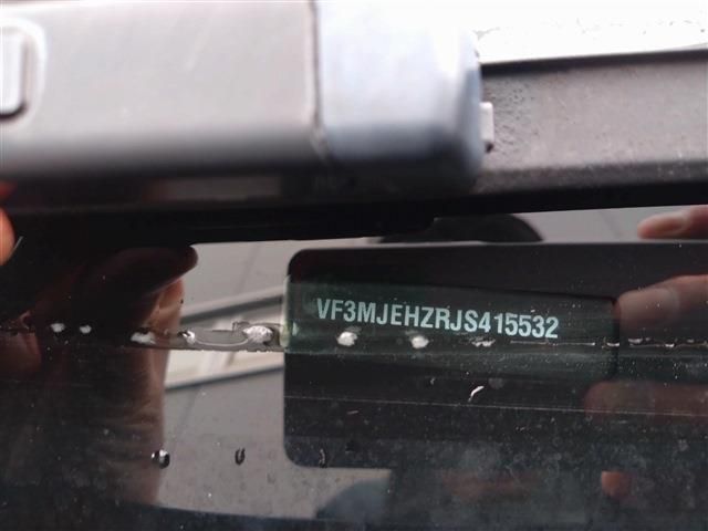 PEUGEOT 3008 2018 Image 31