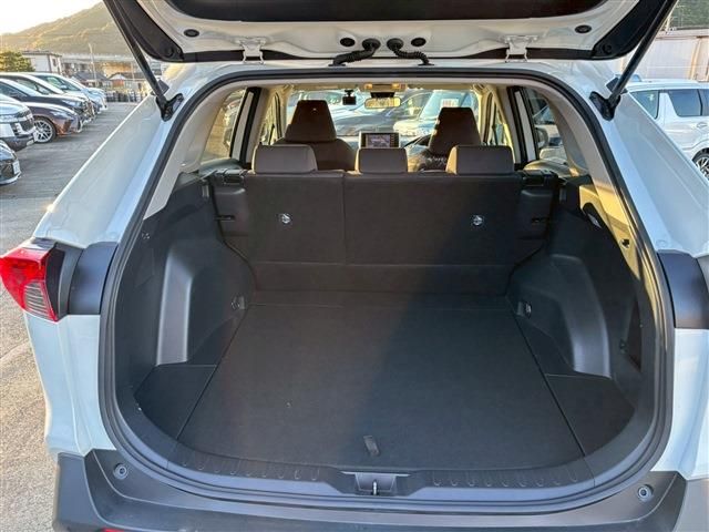 TOYOTA RAV4 2WD 2021 Image 31