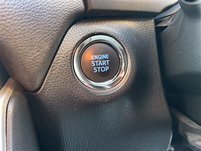 TOYOTA RAV4 2WD 2021 Image 31