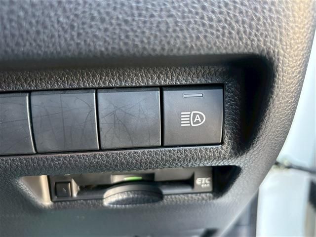 TOYOTA RAV4 2WD 2021 Image 31