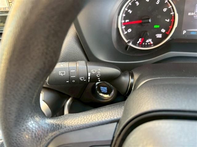 TOYOTA RAV4 2WD 2021 Image 31