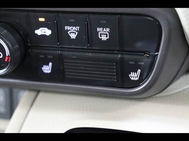 HONDA N BOX 2020 Image 31