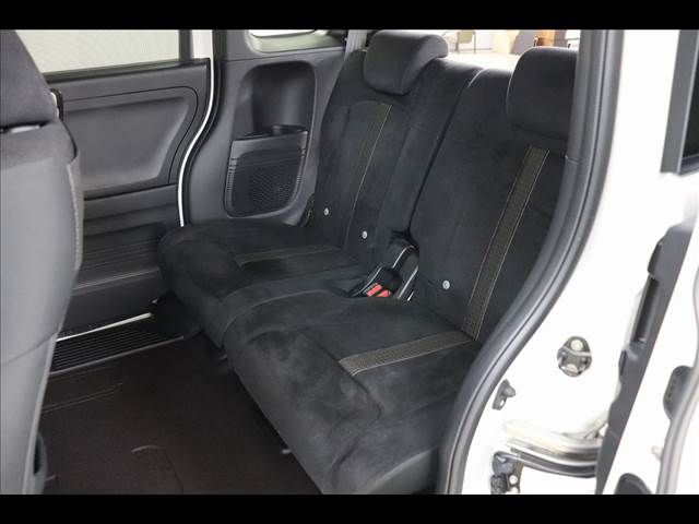 HONDA N BOX CUSTOM 2019 Image 31