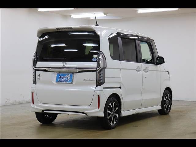 HONDA N BOX CUSTOM 2019 Image 31