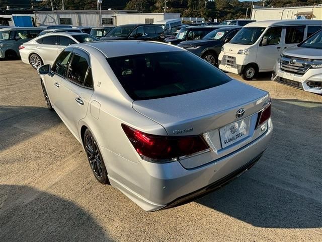 TOYOTA CROWN SEDAN HYBRID 2014 Image 31
