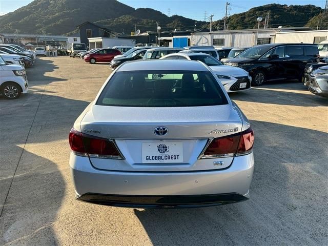 TOYOTA CROWN SEDAN HYBRID 2014 Image 31