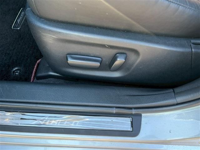 TOYOTA CROWN SEDAN HYBRID 2014 Image 31