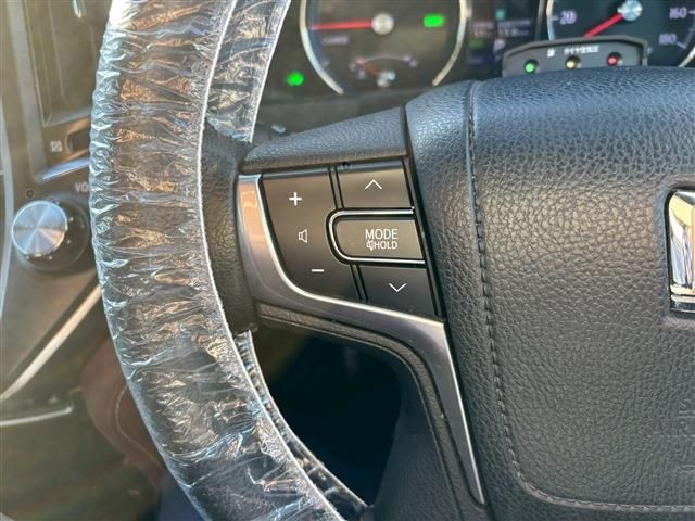 TOYOTA CROWN SEDAN HYBRID 2014 Image 31