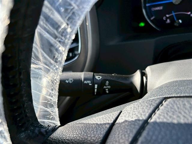 TOYOTA CROWN SEDAN HYBRID 2015 Image 31