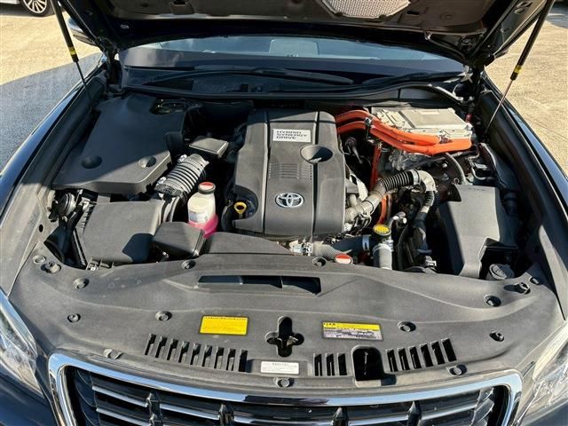 TOYOTA CROWN SEDAN HYBRID 2015 Image 31