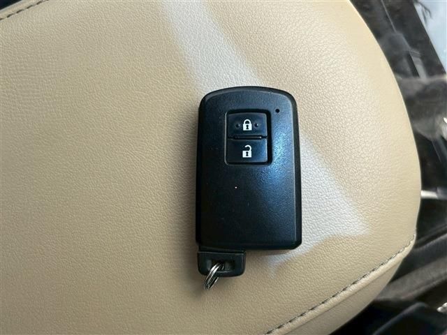 TOYOTA HARRIER 2WD 2014 Image 31