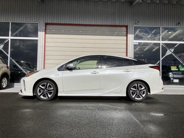 TOYOTA PRIUS 2019 Image 31