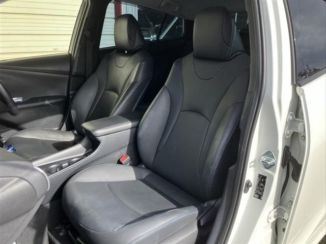 TOYOTA PRIUS 2019 Image 31