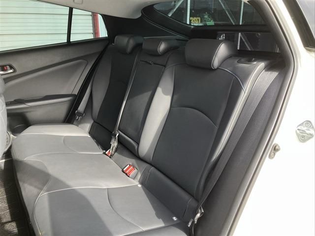 TOYOTA PRIUS 2019 Image 31