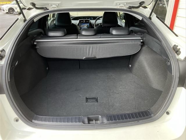 TOYOTA PRIUS 2019 Image 31