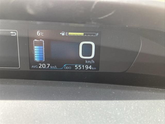 TOYOTA PRIUS 2019 Image 31