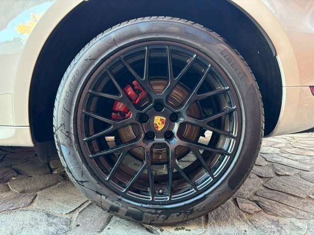 PORSCHE MACAN 2020 Image 31