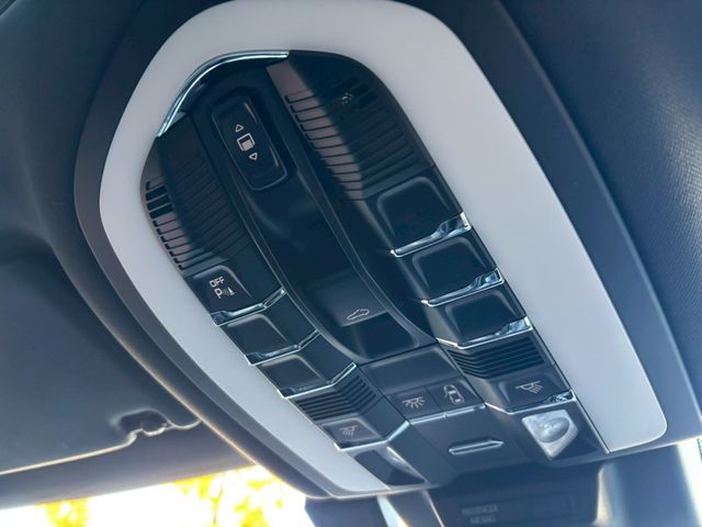 PORSCHE MACAN 2020 Image 31